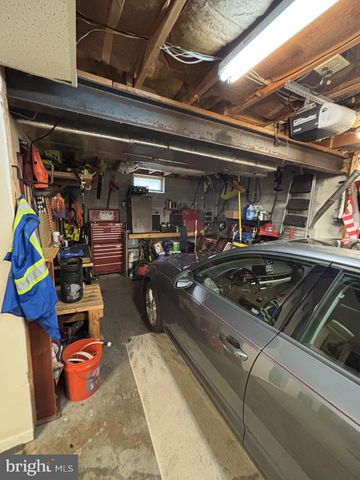 202 REDWOOD LN, Lebanon, PA 17046