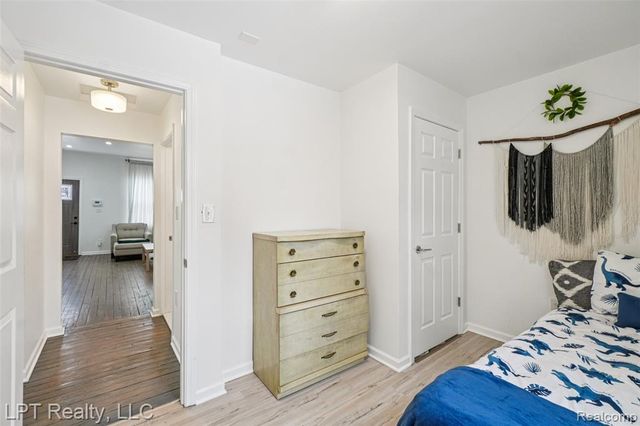 21560 Poinciana Street, Southfield, MI 48033