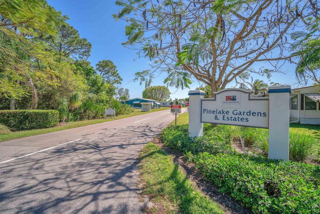 4676 SE Basswood Terrace, Stuart, FL 34997