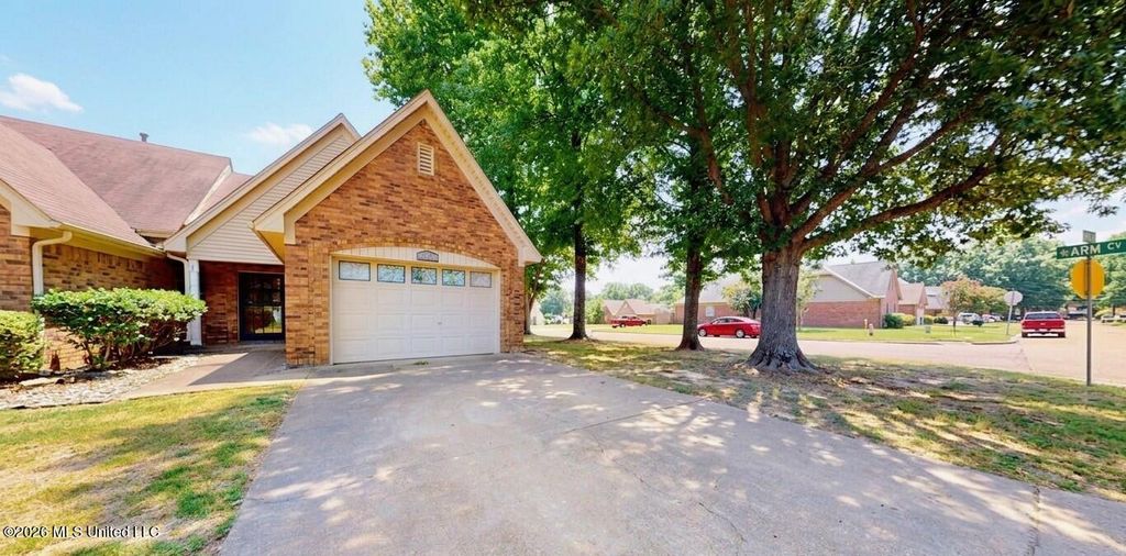 7158 Greenbriar Drive, Southaven, MS 38671 — photo 2