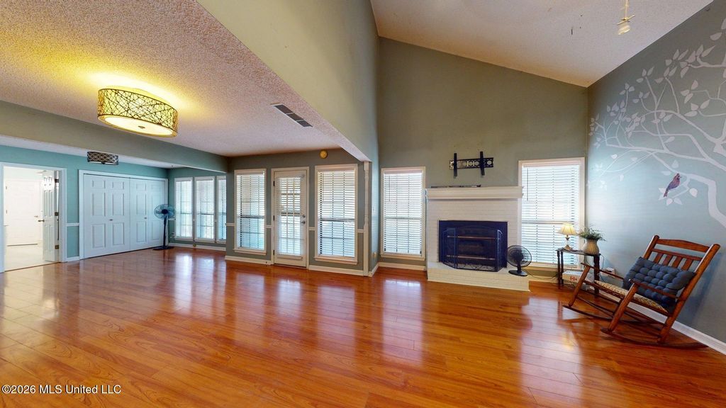 7158 Greenbriar Drive, Southaven, MS 38671 — photo 5