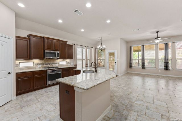 12418 LAW CRK, San Antonio, TX 78254