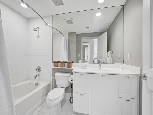 225 NE 1st Street 412, Delray Beach, FL 33444