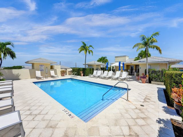 225 NE 1st Street 412, Delray Beach, FL 33444