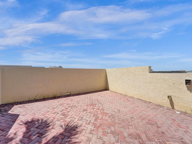 225 NE 1st Street 412, Delray Beach, FL 33444