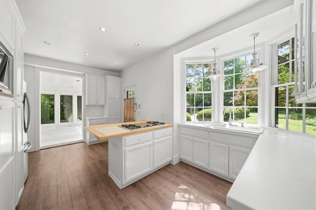 2039 Springlake Drive, Atlanta, GA 30305