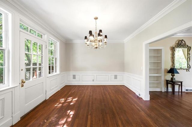 2039 Springlake Drive, Atlanta, GA 30305