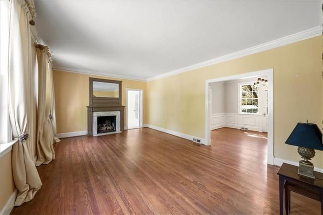2039 Springlake Drive, Atlanta, GA 30305