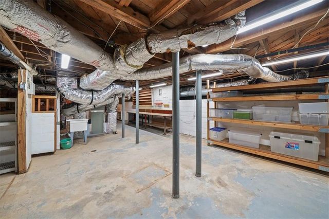 2039 Springlake Drive, Atlanta, GA 30305