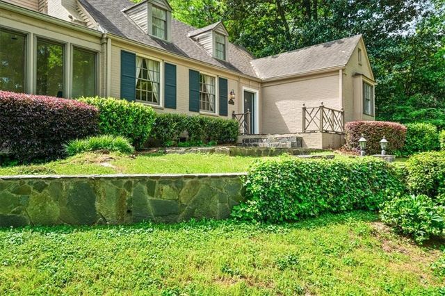 2039 Springlake Drive, Atlanta, GA 30305