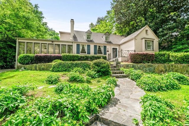 2039 Springlake Drive, Atlanta, GA 30305