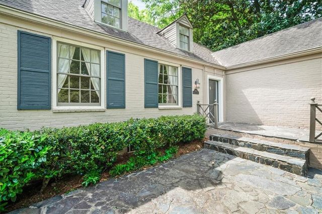 2039 Springlake Drive, Atlanta, GA 30305