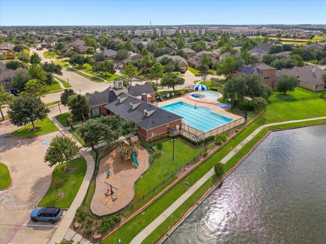 9510 Honey Run Lane, Cypress, TX 77433