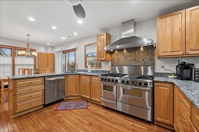 602 Birch Lane, Fox River Grove, IL 60021