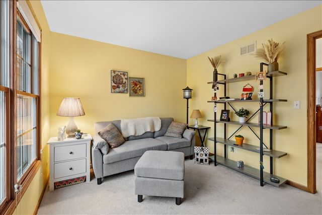 602 Birch Lane, Fox River Grove, IL 60021