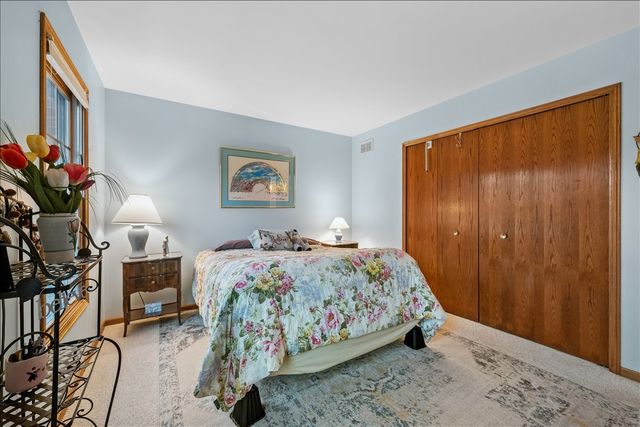 602 Birch Lane, Fox River Grove, IL 60021