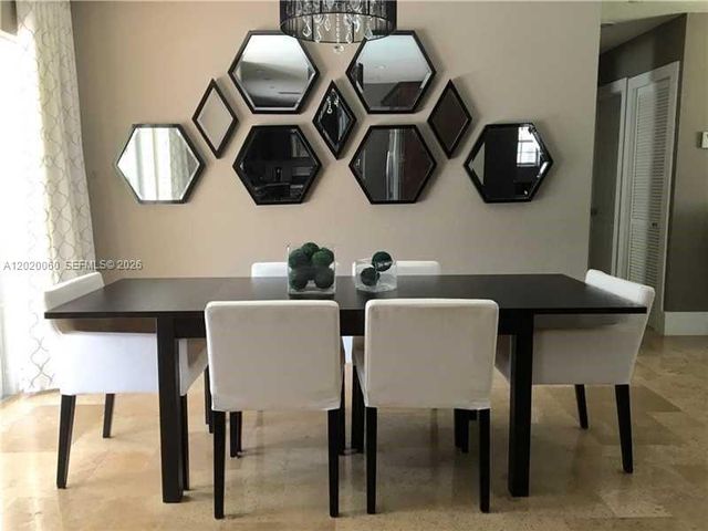 14001 Cypress Ct, Miami Lakes, FL 33014