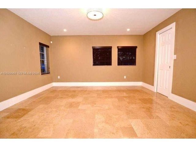14001 Cypress Ct, Miami Lakes, FL 33014