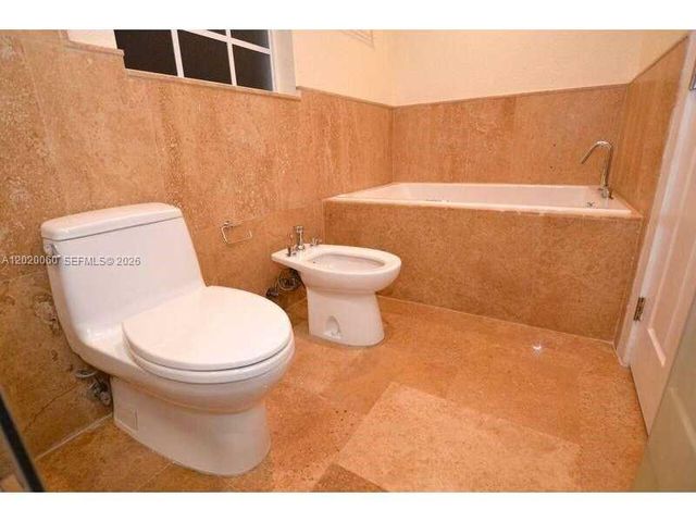 14001 Cypress Ct, Miami Lakes, FL 33014