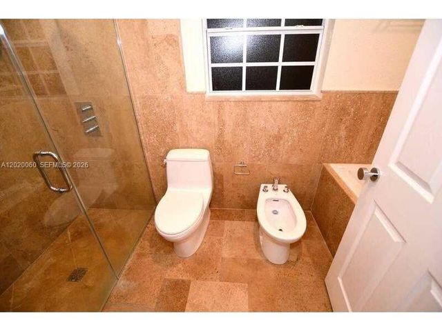 14001 Cypress Ct, Miami Lakes, FL 33014
