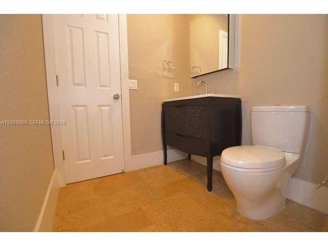 14001 Cypress Ct, Miami Lakes, FL 33014