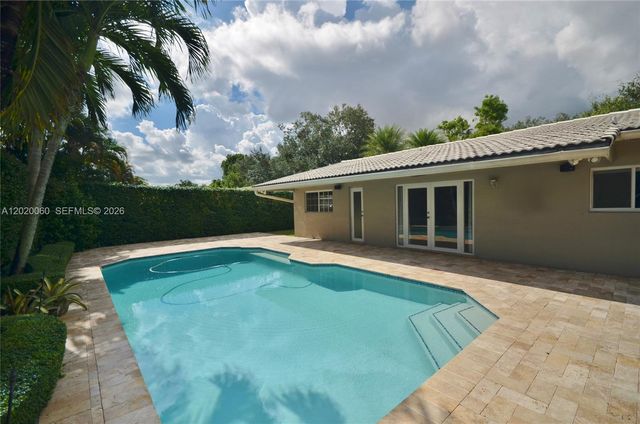 14001 Cypress Ct, Miami Lakes, FL 33014