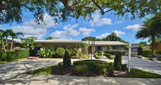 14001 Cypress Ct, Miami Lakes, FL 33014