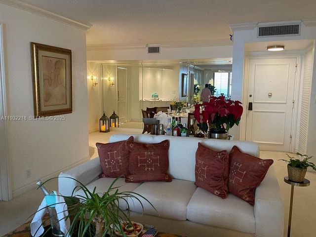 1111 Crandon Blvd A504, Key Biscayne, FL 33149