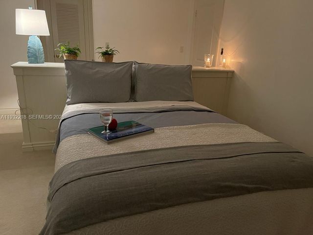 1111 Crandon Blvd A504, Key Biscayne, FL 33149