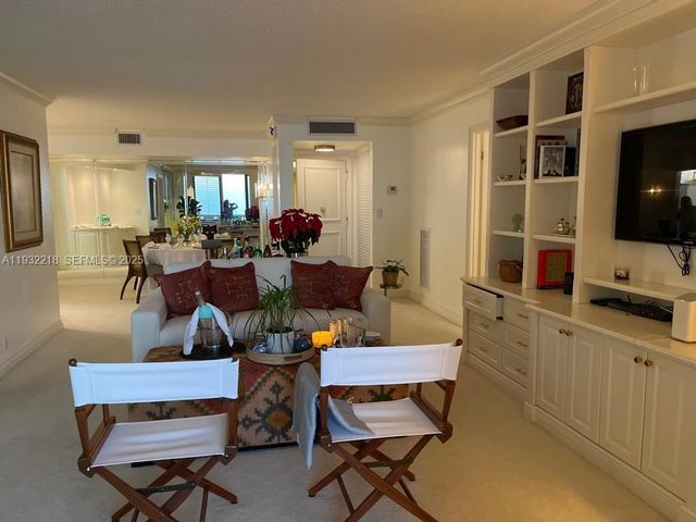 1111 Crandon Blvd A504, Key Biscayne, FL 33149