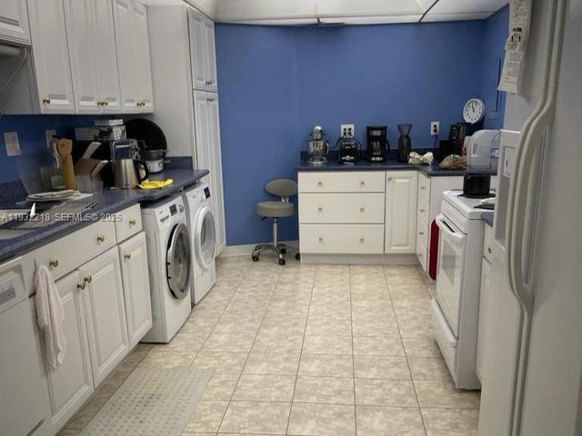 1111 Crandon Blvd A504, Key Biscayne, FL 33149