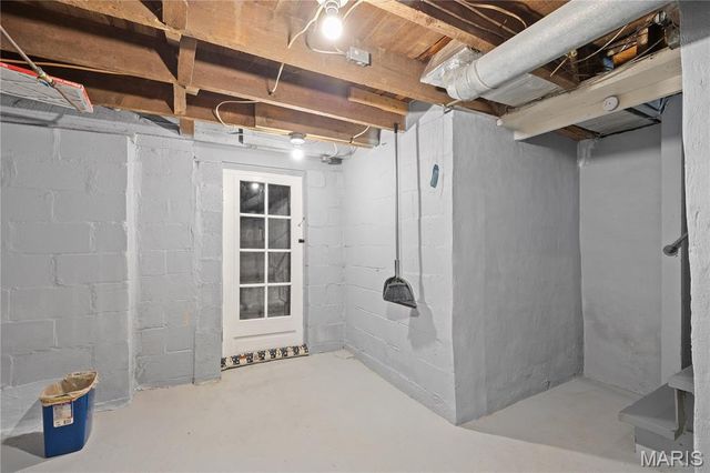 3967 Highland Road, Fairview Heights, IL 62208