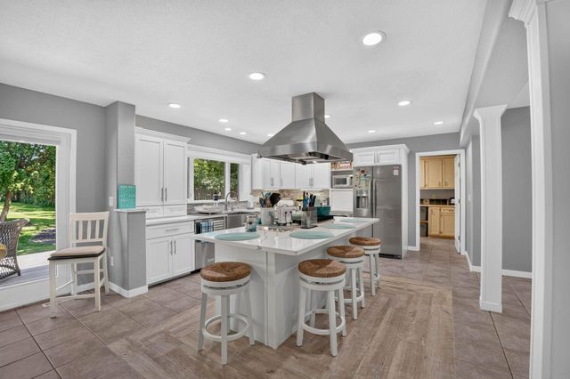 765 Prospect Blvd, Waterloo, IA 50701