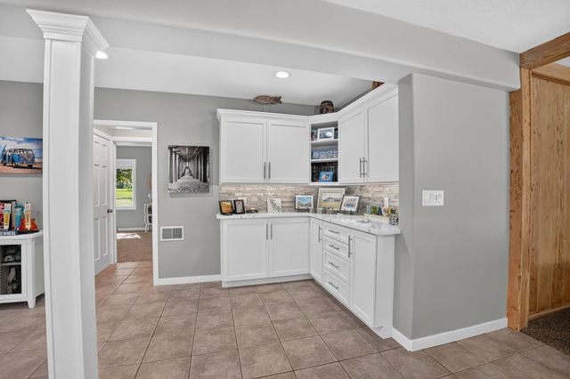 765 Prospect Blvd, Waterloo, IA 50701