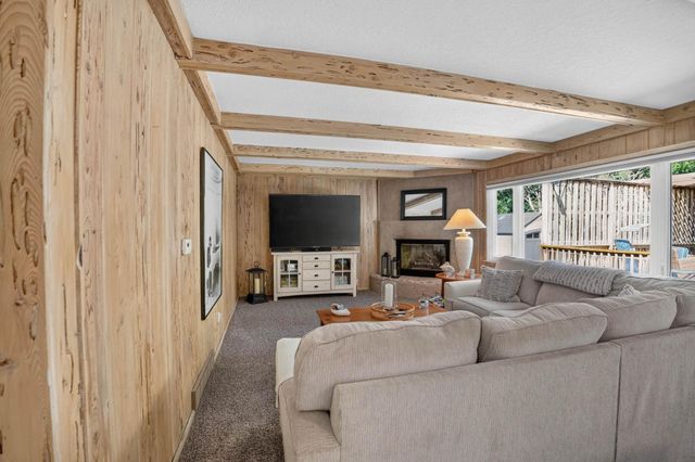 765 Prospect Blvd, Waterloo, IA 50701