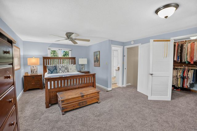 765 Prospect Blvd, Waterloo, IA 50701