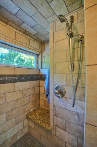 765 Prospect Blvd, Waterloo, IA 50701
