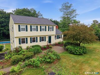 20 Stagecoach Road, Woodbury, CT 06798