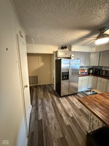 2221 Groff Avenue, Indianapolis, IN 46222