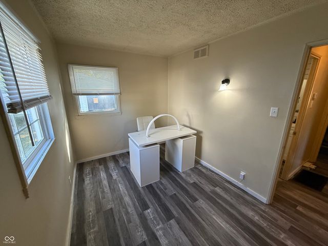 2221 Groff Avenue, Indianapolis, IN 46222