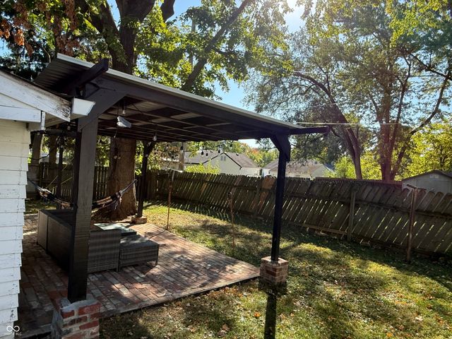 2221 Groff Avenue, Indianapolis, IN 46222