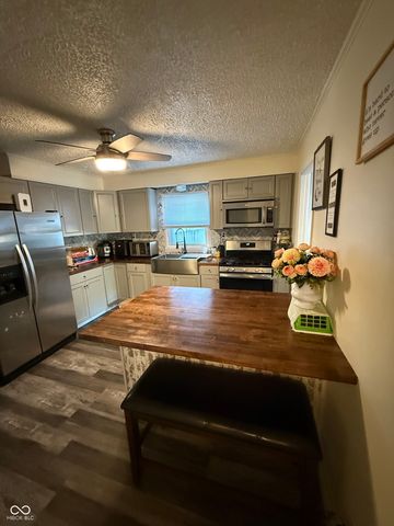 2221 Groff Avenue, Indianapolis, IN 46222