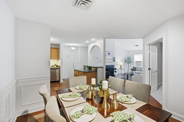 750 Brookside Dr G, Andover, MA 01810