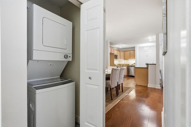 750 Brookside Dr G, Andover, MA 01810