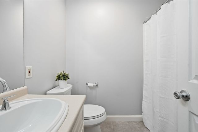 750 Brookside Dr G, Andover, MA 01810