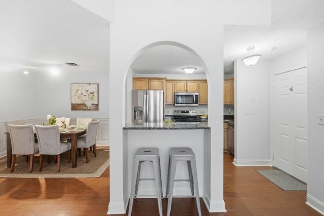 750 Brookside Dr G, Andover, MA 01810