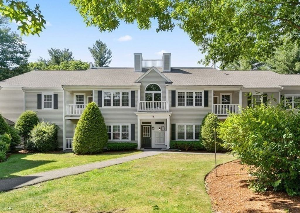 750 Brookside Dr G, Andover, MA 01810