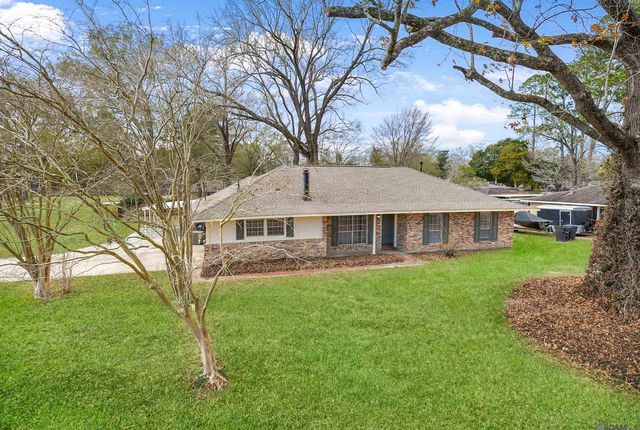 5219 Goodland Dr, Central, LA 70739
