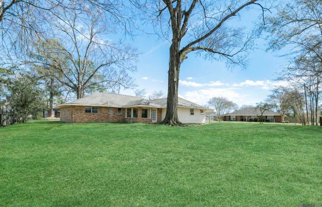 5219 Goodland Dr, Central, LA 70739
