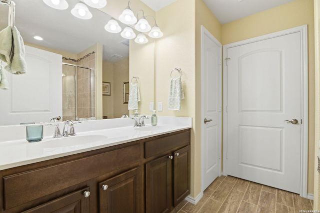 3302 RED FALLS RD, San Antonio, TX 78253